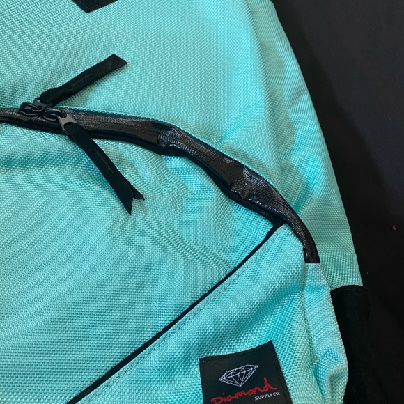 Backpack 🎒 - Picture 2 of 4